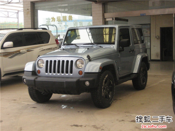 Jeep牧马人两门版2013款3.6L 撒哈拉