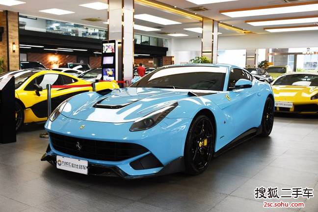 法拉利F12 berlinetta2013款6.3L 标准型