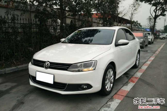 大众速腾2012款1.6L 自动舒适型