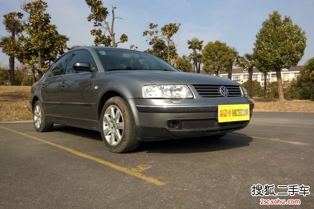 大众帕萨特领驭2005款2.8V6 升级版手自一体5速