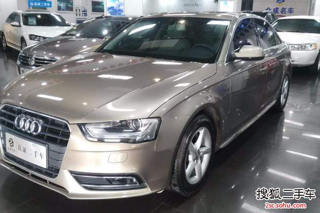 奥迪A4L2013款35 TFSI 自动标准型