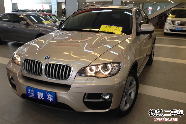 宝马X6- xDrive35i