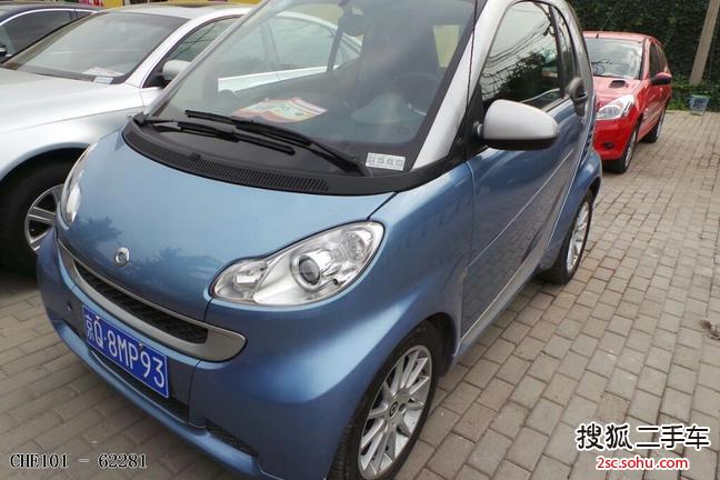 smartfortwo2011款1.0L MHD 兔年特别版