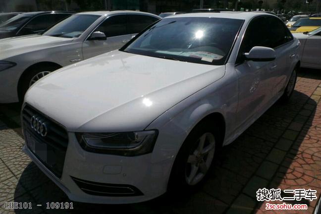 奥迪A4L2013款35 TFSI 自动舒适型