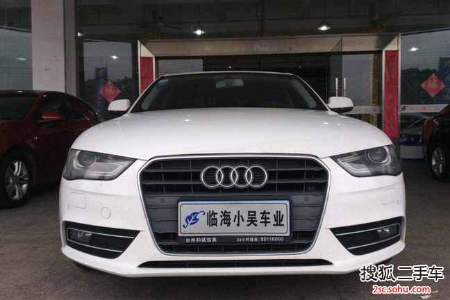 奥迪A4L2015款35 TFSI 自动舒适型