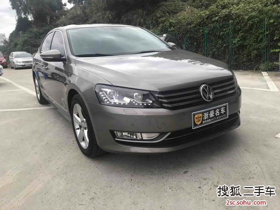 大众帕萨特2013款2.0TSI DSG至尊版