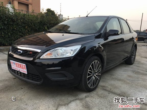 福特福克斯三厢2009款1.8L 手动舒适型