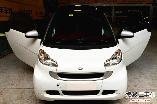 smartfortwo2011款1.0L MHD 硬顶标准版