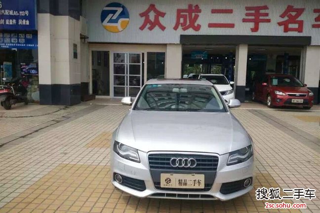 奥迪A4L2009款2.0TFSI 技术型