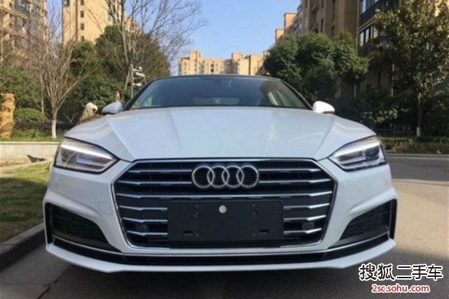 奥迪A5双门2017款40 TFSI 时尚型