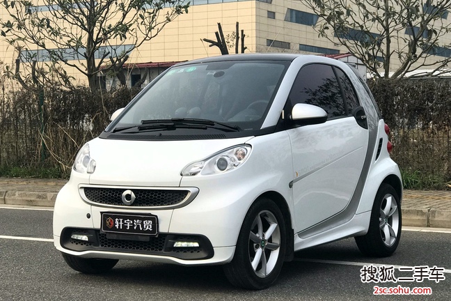 smartfortwo2013款1.0T 硬顶激情版