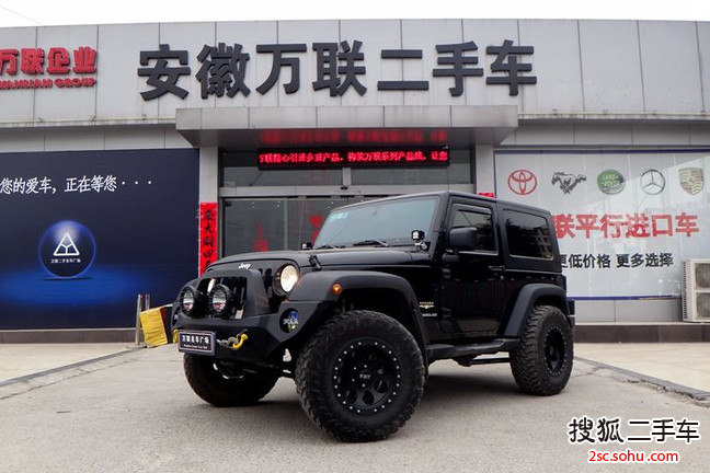 Jeep牧马人两门版2010款3.8L 撒哈拉