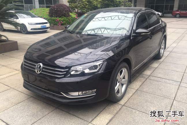 大众帕萨特2013款1.8TSI DSG御尊版