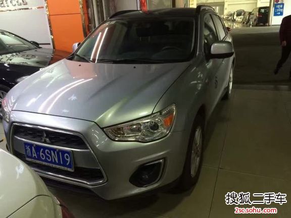 三菱新劲炫 ASX2013款2.0L 自动四驱尊贵版