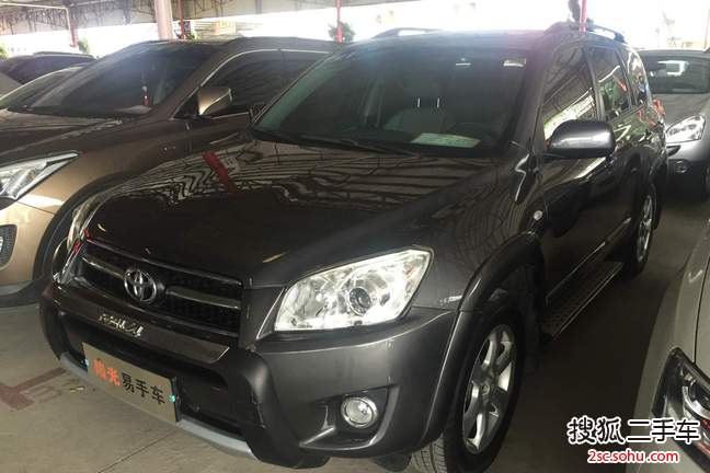 丰田RAV42011款2.4L 自动四驱至臻版 