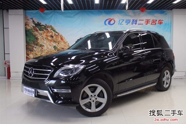 奔驰M级2015款ML320 4MATIC