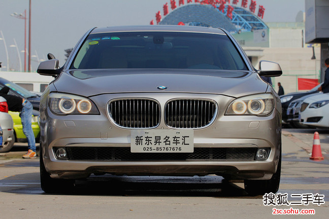 宝马7系2009款740Li 领先型