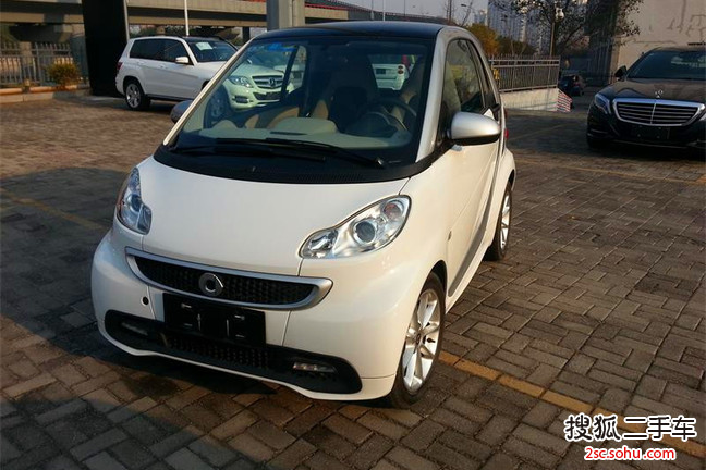 smartfortwo2013款1.0T 硬顶激情版