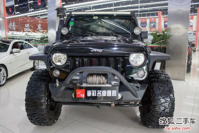 Jeep牧马人两门版2013款3.6L 罗宾汉