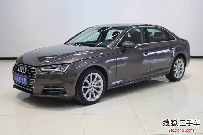 奥迪A4L2017款45TFSI quattro 风尚型