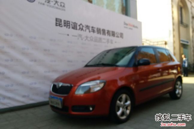 斯柯达晶锐2011款1.6L 手动 酷黑版