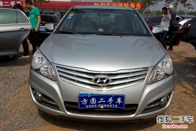 现代悦动2011款1.6L 手动豪华型