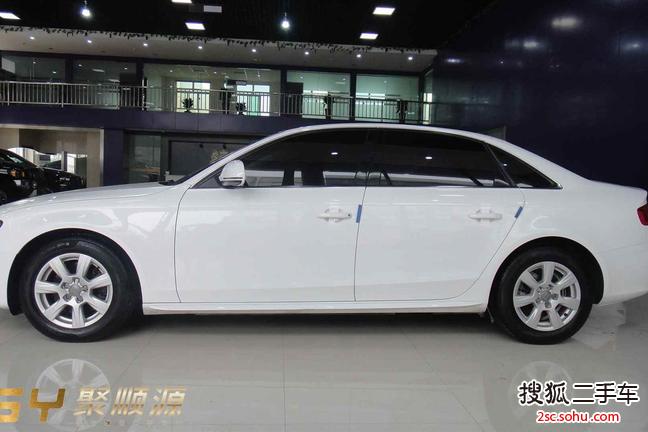 奥迪A4L2011款2.0TFSI 舒适型