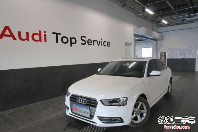 奥迪A4L2013款35 TFSI 自动标准型