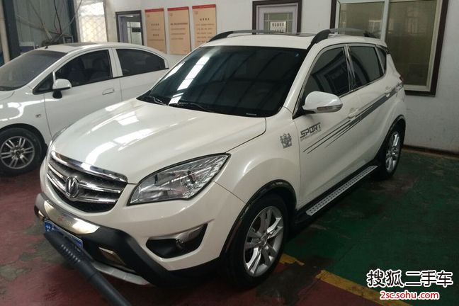 长安CS352012款1.6L 手动豪华型 国四