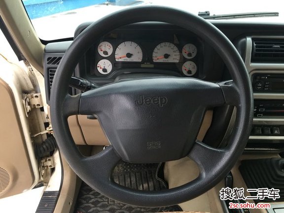 JeepJeep25002005款2.5 手动 四驱