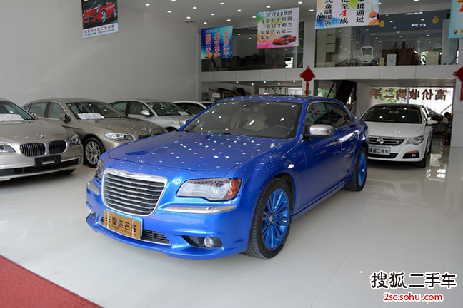 克莱斯勒3002013款300C 3.6L 尊崇版