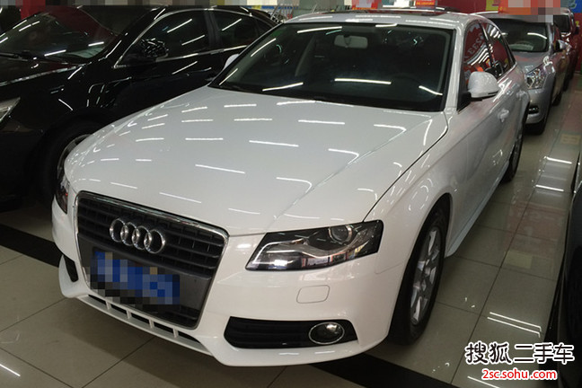 奥迪A4L2010款2.0TFSI 标准型