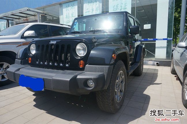 Jeep牧马人两门版2013款3.6L 撒哈拉