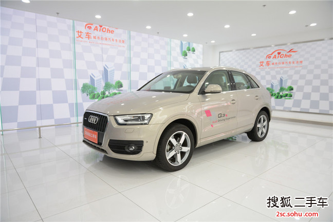 奥迪Q32013款40 TFSI 全时四驱豪华型