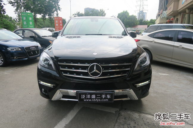 奔驰M级2014款ML320 4MATIC