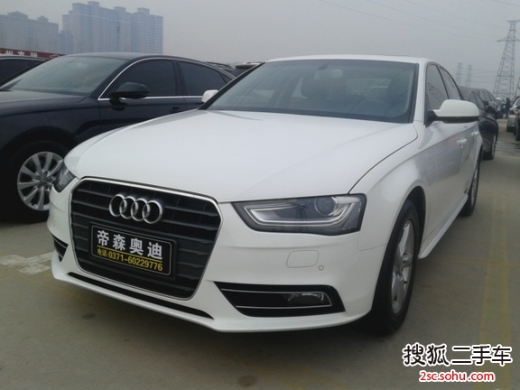 奥迪A4L2013款30 TFSI 自动舒适型