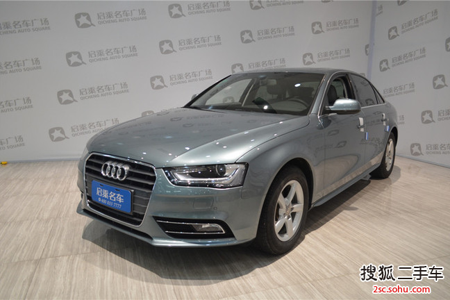 奥迪A4L2013款35 TFSI(2.0T)自动舒适型