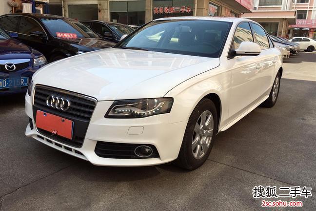 奥迪A4L2011款2.0TFSI 舒适型