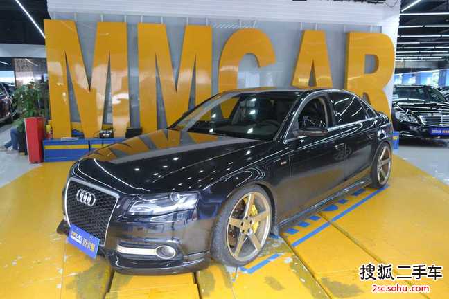 奥迪A4L2012款2.0TFSI 标准型