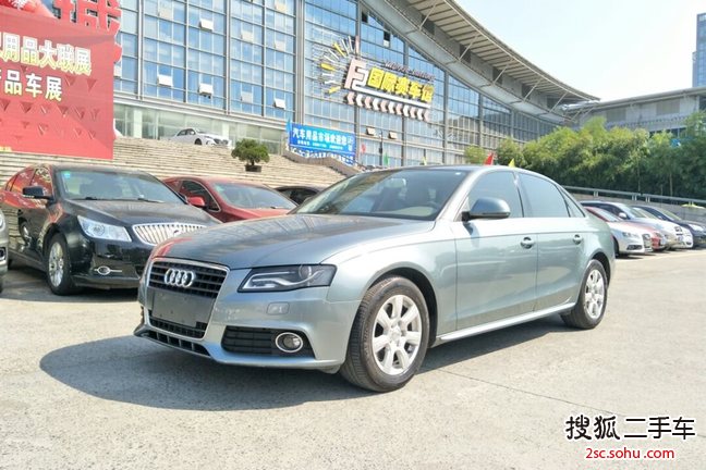 奥迪A4L2010款2.0TFSI 舒适型