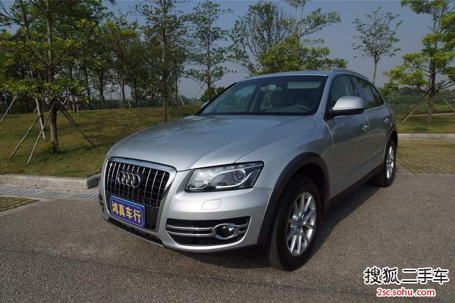 奥迪Q52010款2.0TFSI 豪华型