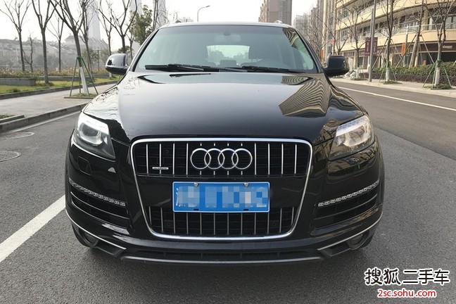 奥迪Q72015款35 TFSI 进取型