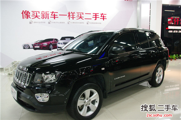 Jeep指南者2013款2.0L 两驱运动版