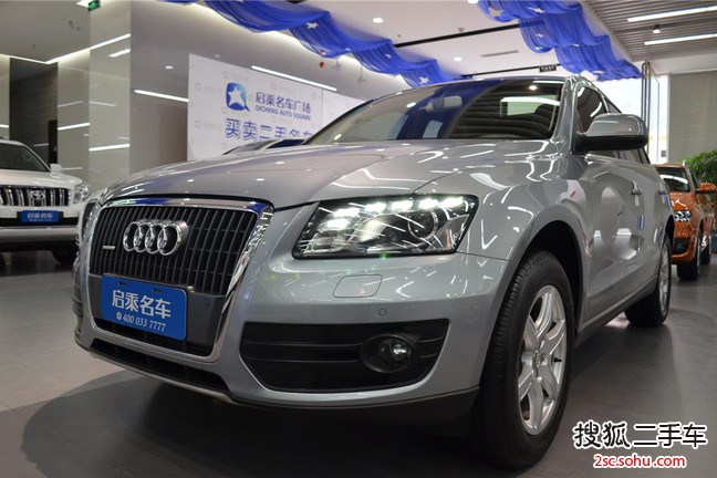 奥迪Q52011款2.0TFSI 技术型