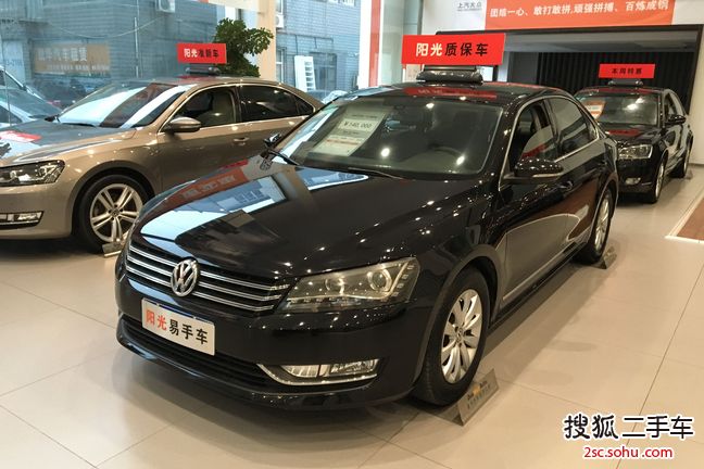 大众帕萨特2012款1.8TSI DSG尊荣版