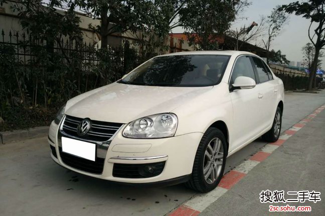 大众速腾2010款1.4TSI 自动豪华型