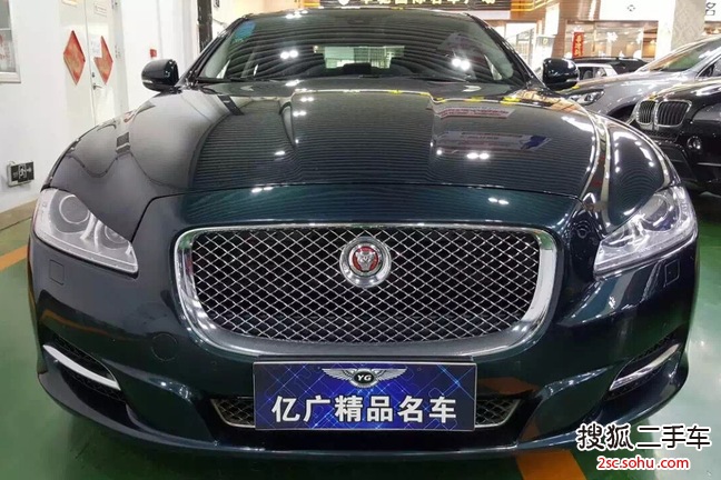 捷豹XJ2014款XJL 2.0T 两驱典雅商务版