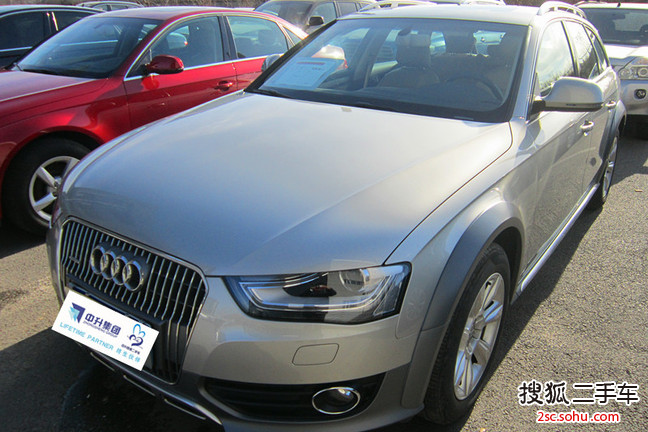 奥迪A4 allroad2013款40 TFSI allroad quattro 舒适型 