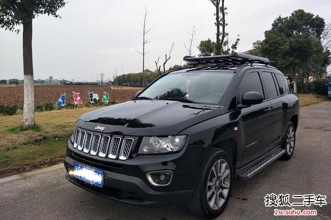 Jeep指南者2013款2.0L 两驱豪华版