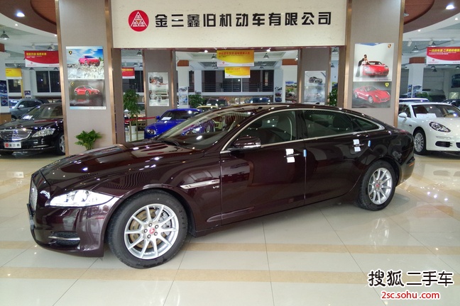 捷豹XJ2014款XJL 3.0 SC 两驱全景商务版